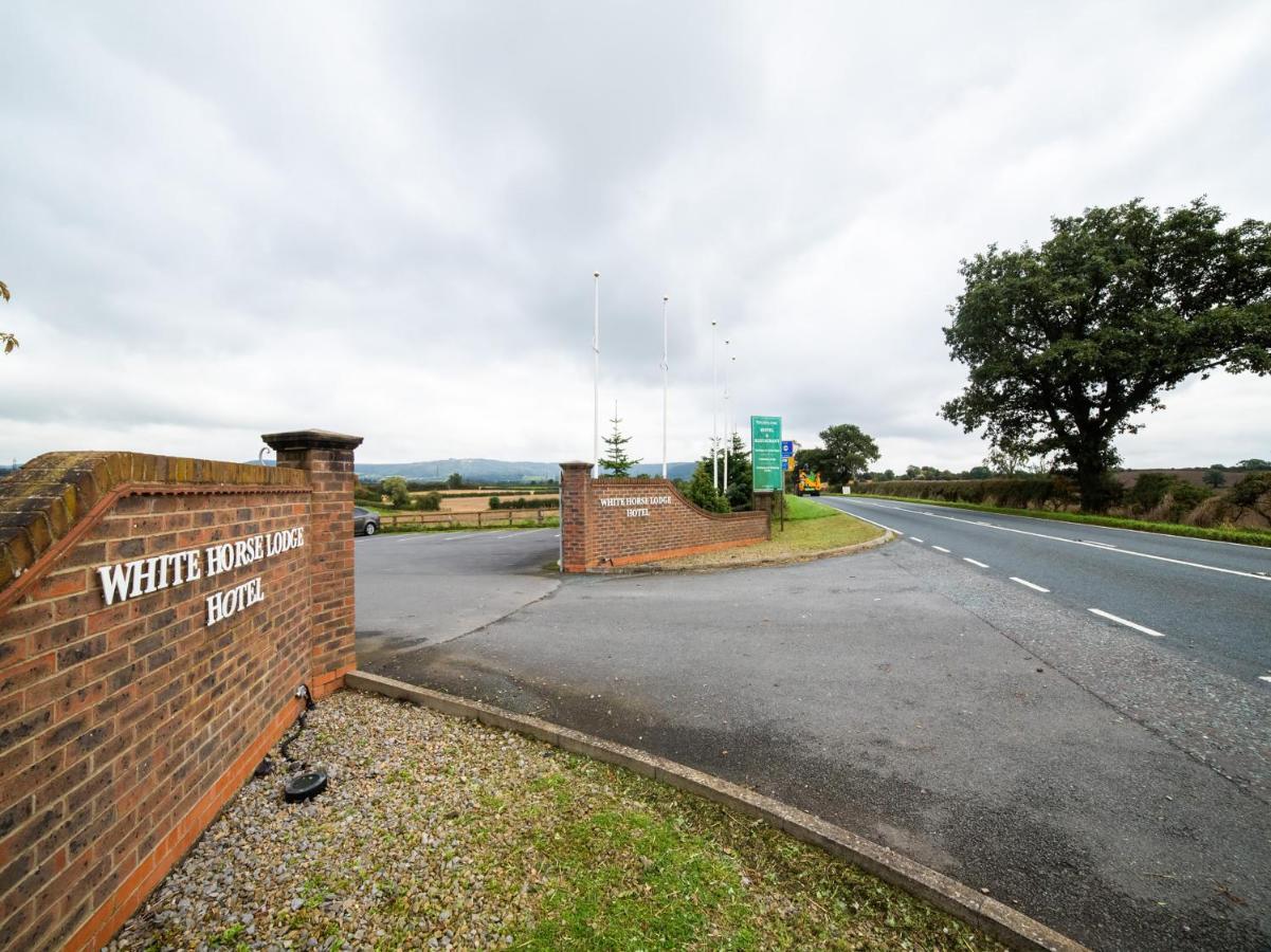 Oyo White Horse Lodge Hotel, East Thirsk Bagby Экстерьер фото
